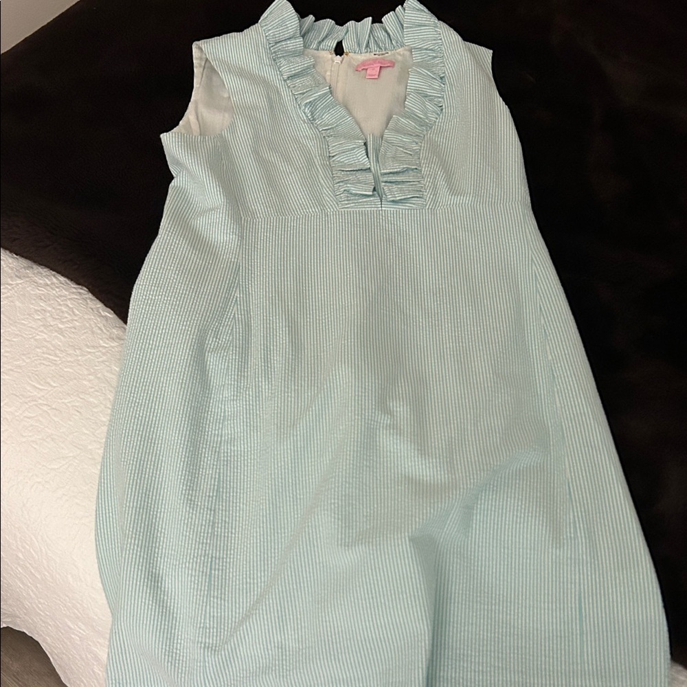 Sleeveless Ruffle V-Neck Shift Dress - Light Blue